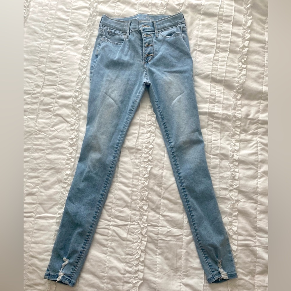 Like-New Old Navy Rockstar Jeans